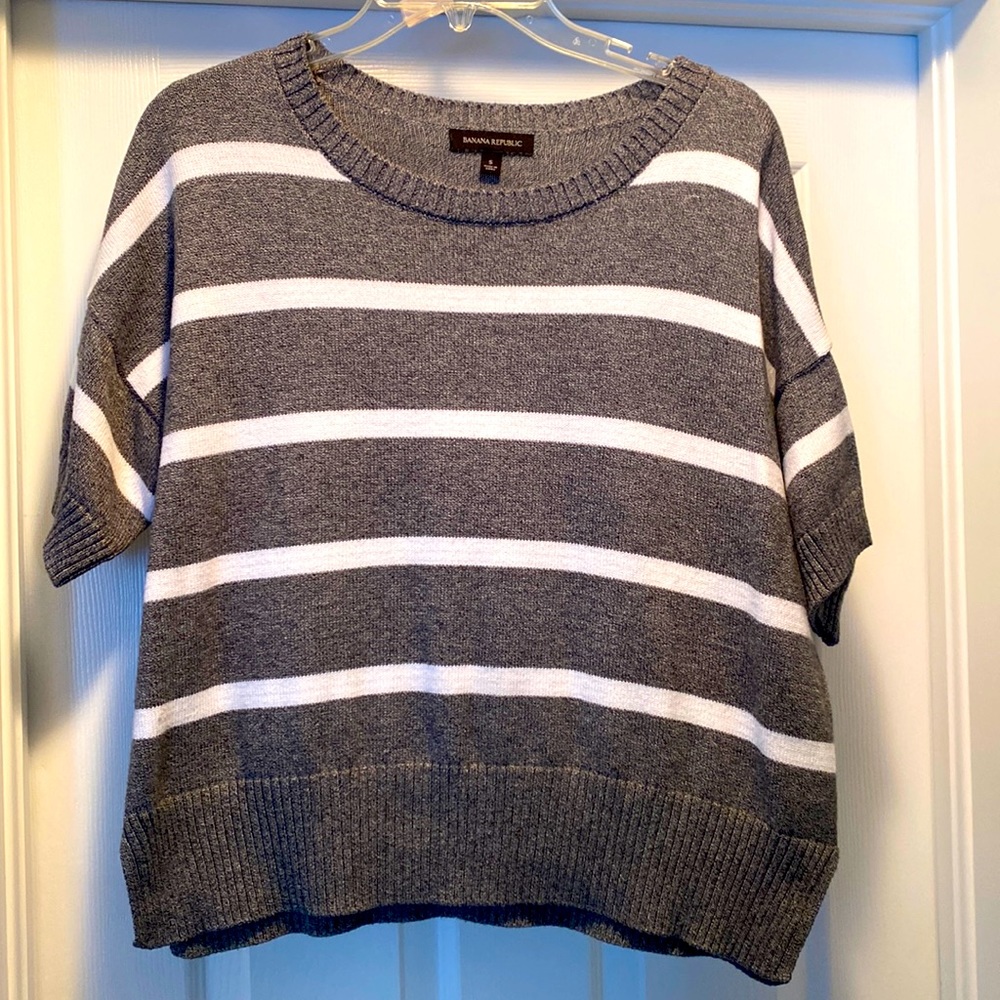 Short sleeve comfy sweater